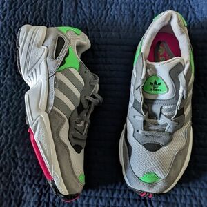 Adidas Women 7.5 YUNG-96 SHOES Grey Shock green 112024
